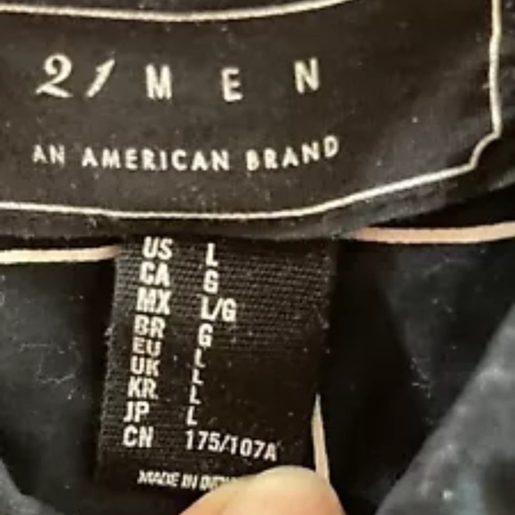 21 Men An American Brand Navy Button up Shirt Size L - Picture 2 of 4